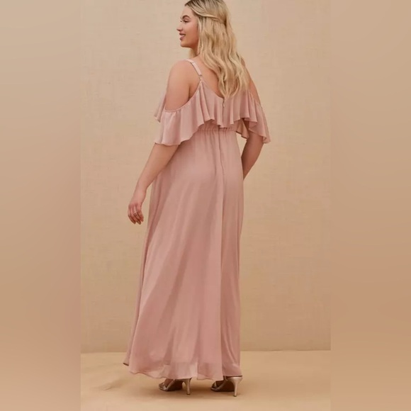 Size 24 Torrid Blush Pink Chiffon Maxi Dress - Picture 2 of 8